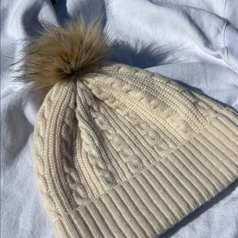 Dubarry of Ireland  women’s hat
One size fits most
Never worn just tried on